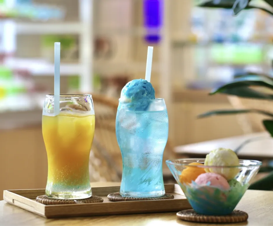 LOUNGE VIDRO（ラウンジ ビードロ）