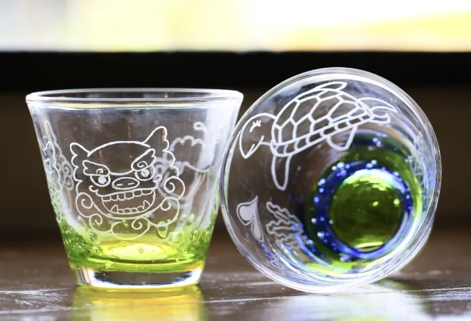 グラス彫り込み